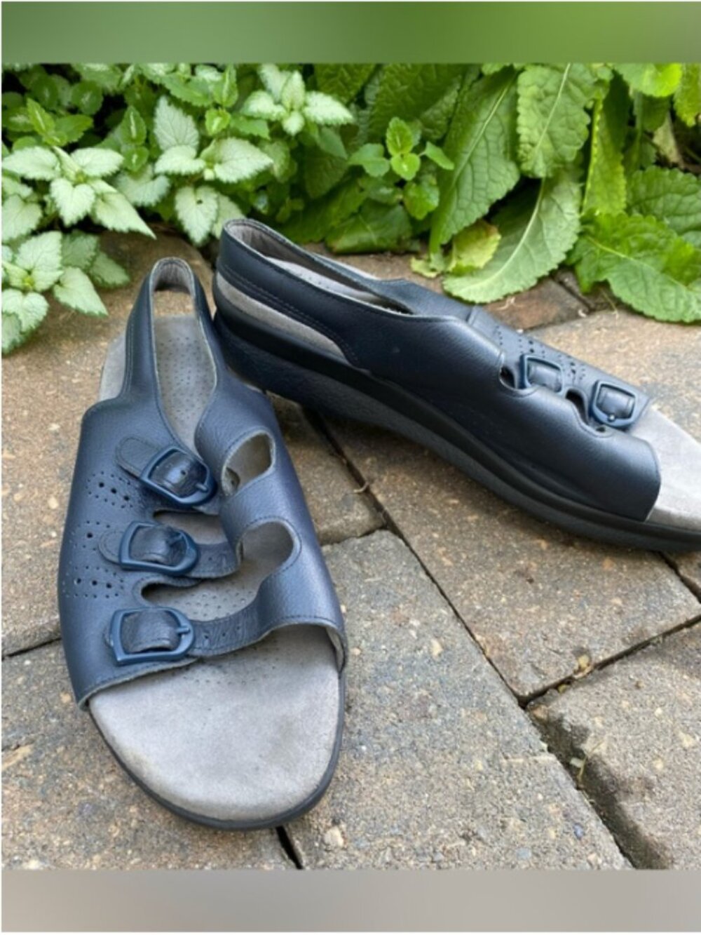 SAS NAVY Leather Sandals, 7.5 Summer Sale